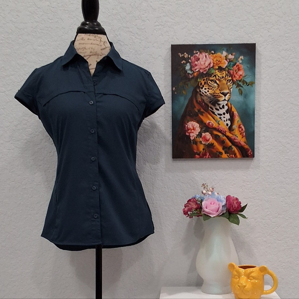 Magellan Outdoors Women's Dark Blue Button Down Shirt